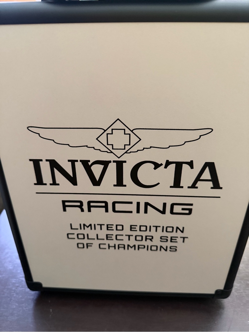 Invicta Watch Case with 12 Watches - Picture 2 of 2